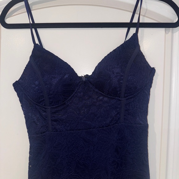 Lulu’s Navy Lace bustier Dress - Picture 4 of 4